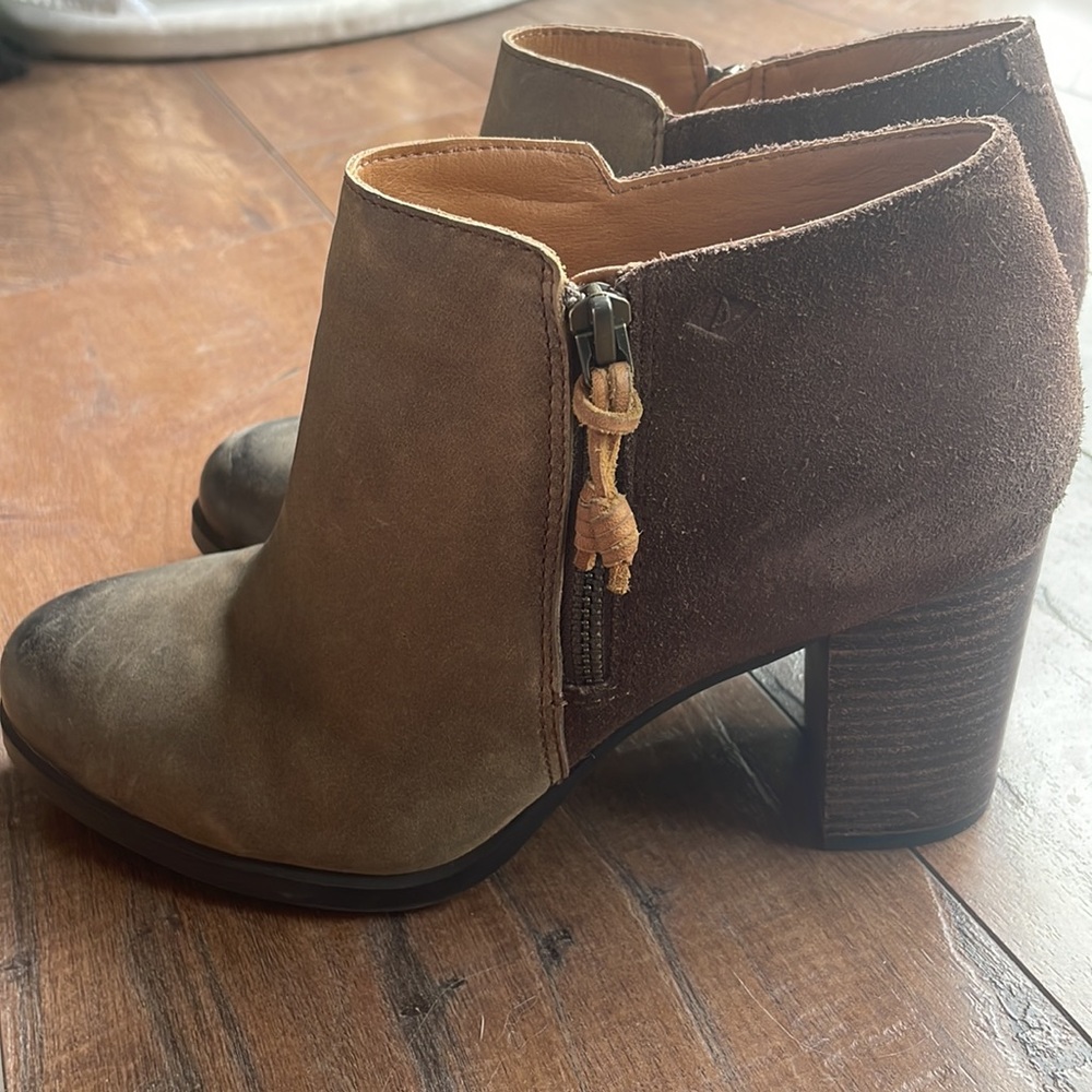 Sperry Top-Sider Dasher Lillie Leather Booties size 9.5